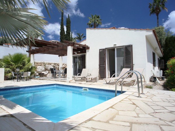 Kamares Dionysos 2 Bedroom Bungalow